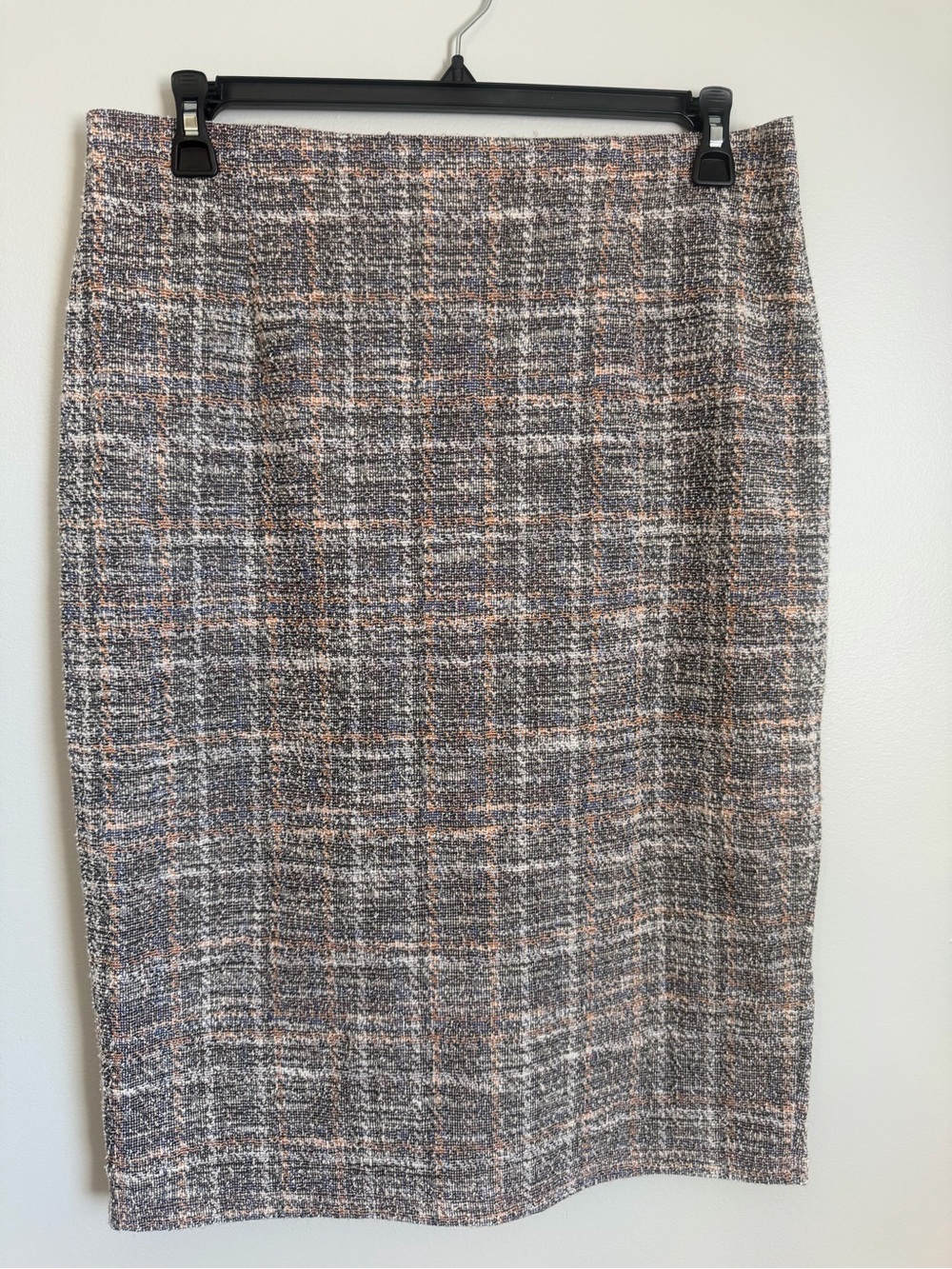 Belle Pogue Textured Plaid Pencil Stretch Skirt in Gray and Peach size 2XL